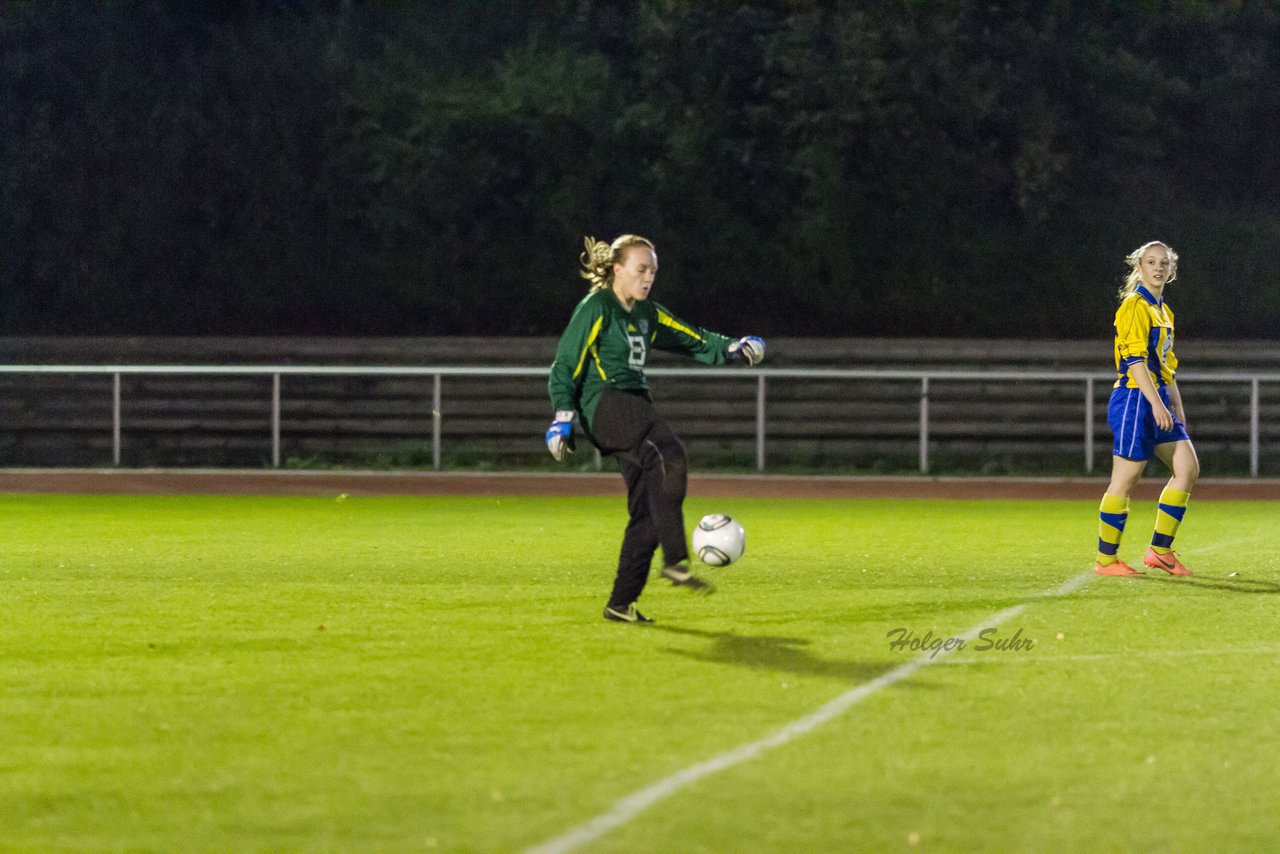 Bild 173 - B-Juniorinnen SV Henstedt-Ulzburg - Holstein Kiel : Ergebnis: 0:12